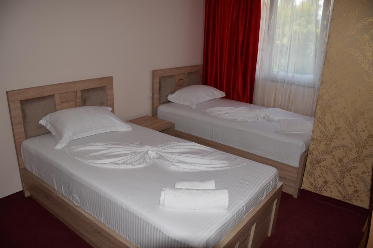 Hotel Pogradeci 2 Tushemisht Εξωτερικό φωτογραφία